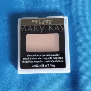 Sheer Mineral pressed powder In Bronze 1.